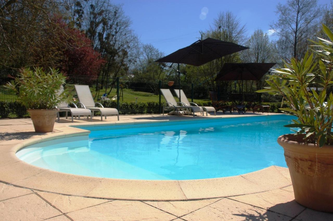 Le Logis Du Pressoir Self Catering Gites In Beautiful 18Th Century Estate In The Heart Of The Loire Valley With Heated Pool And Extensive Grounds. Les Bois-d'Anjou Exteriör bild