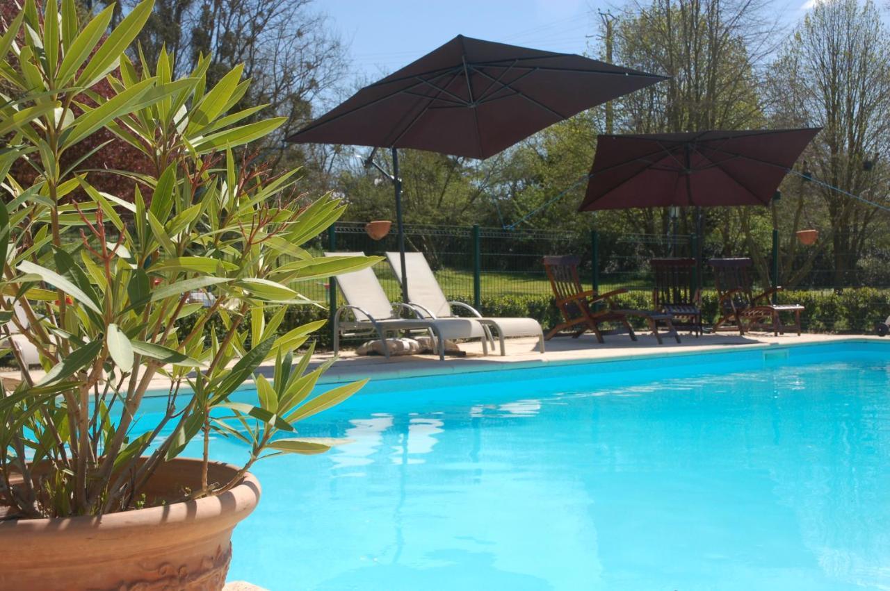 Le Logis Du Pressoir Self Catering Gites In Beautiful 18Th Century Estate In The Heart Of The Loire Valley With Heated Pool And Extensive Grounds. Les Bois-d'Anjou Exteriör bild
